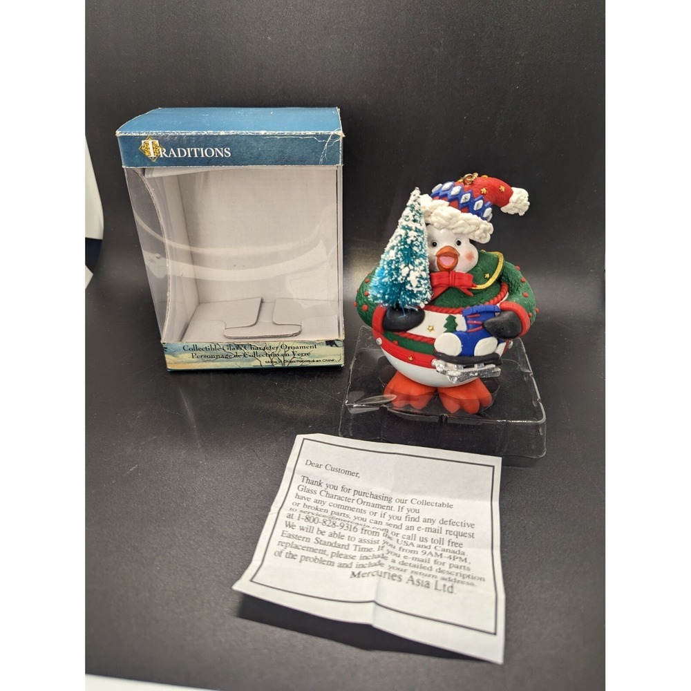 Christmas Traditions Collectible Holiday Ornaments Round‎ Penguin In Box
